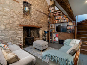 Pass the Keys Charming Pet-Friendly Family Cottage in Eynsham